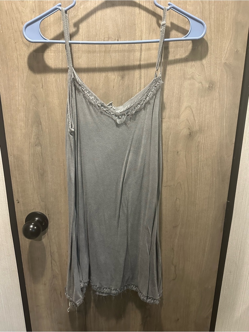 POL Gray Distressed Raw Edge Boho Tank Top Size Medium